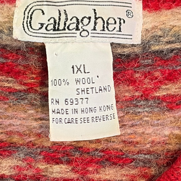 Gallagher sweater - Picture 3 of 6